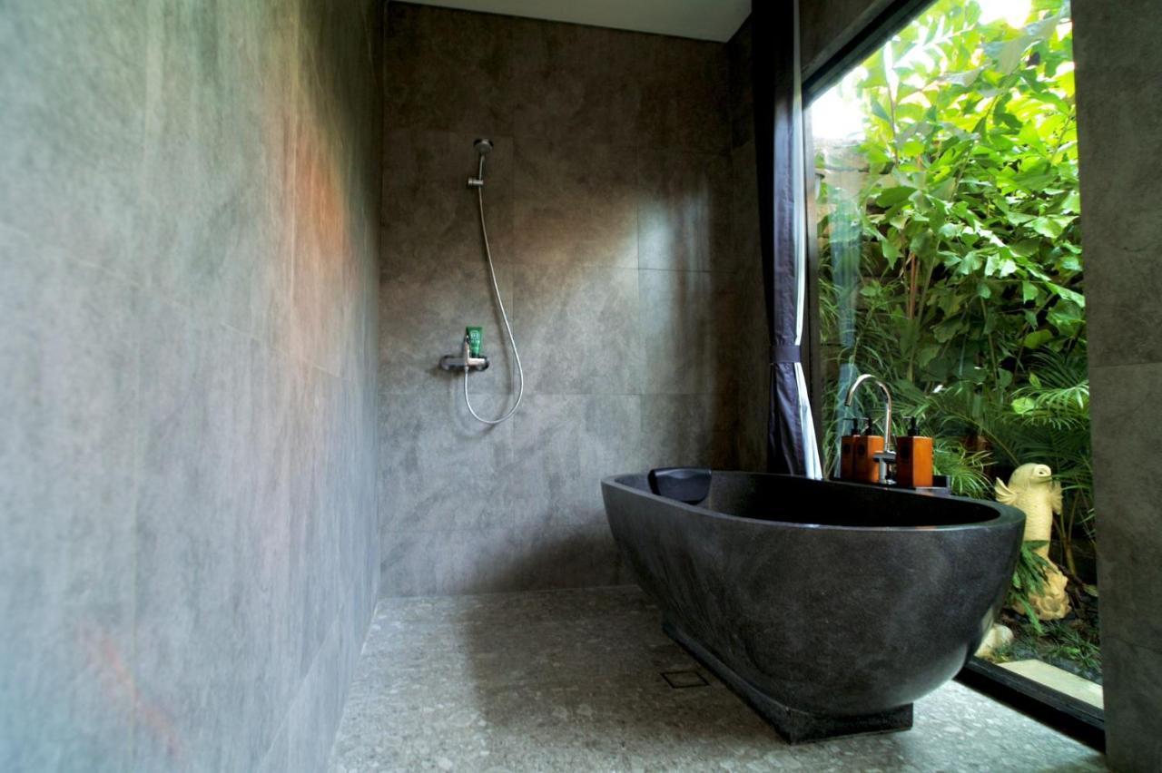 Villariz , Bali *